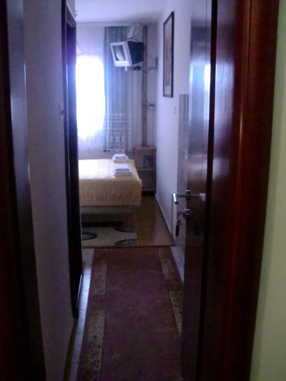 Guesthouse Ukus Durmitora Zabljak  Bagian luar foto