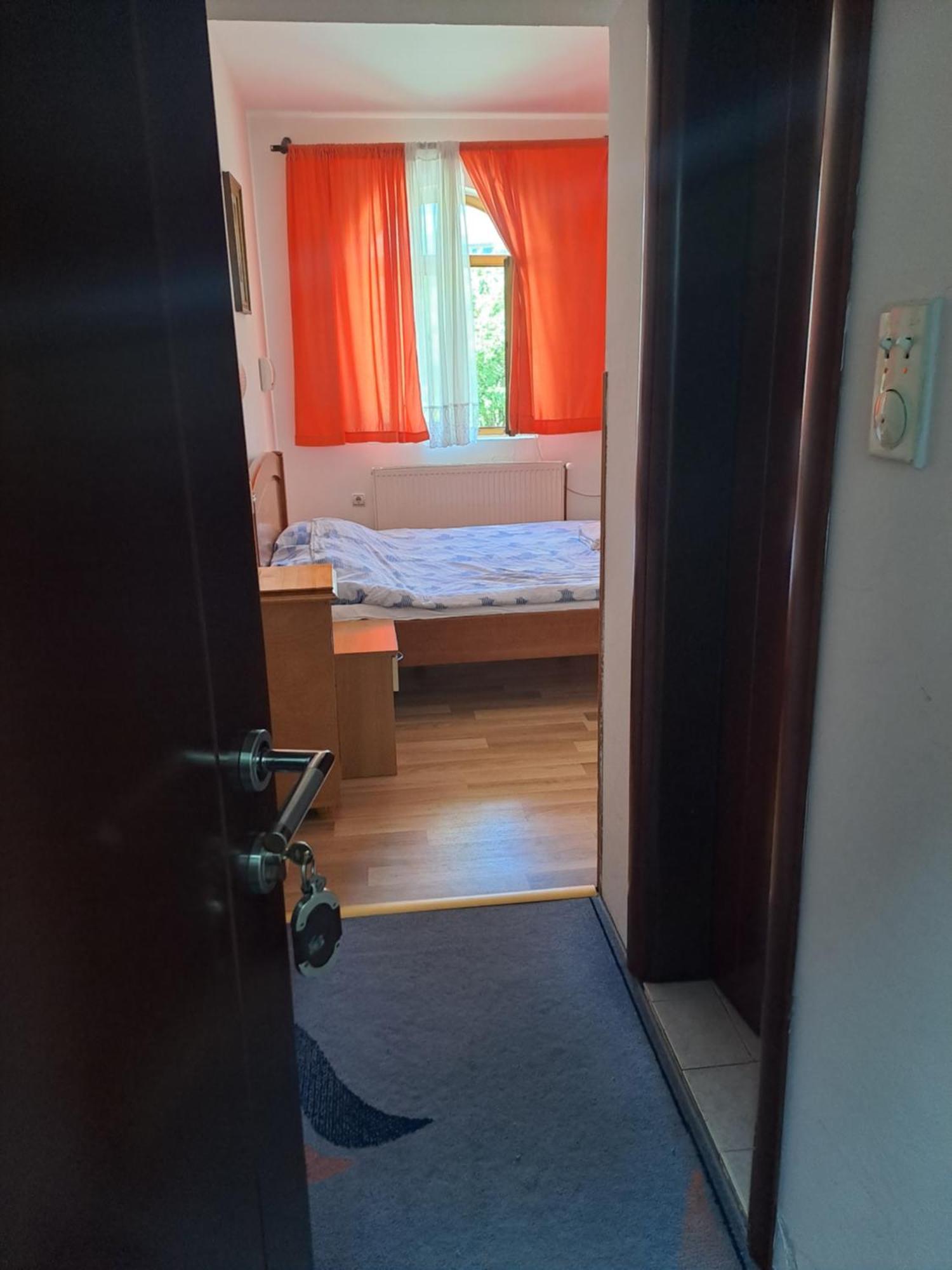 Guesthouse Ukus Durmitora Zabljak  Bagian luar foto
