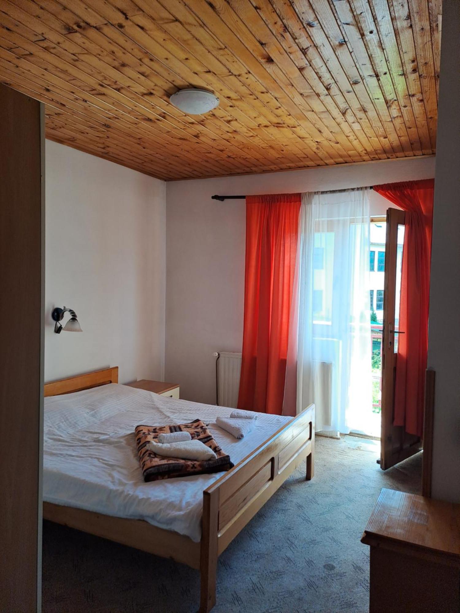 Guesthouse Ukus Durmitora Zabljak  Bagian luar foto