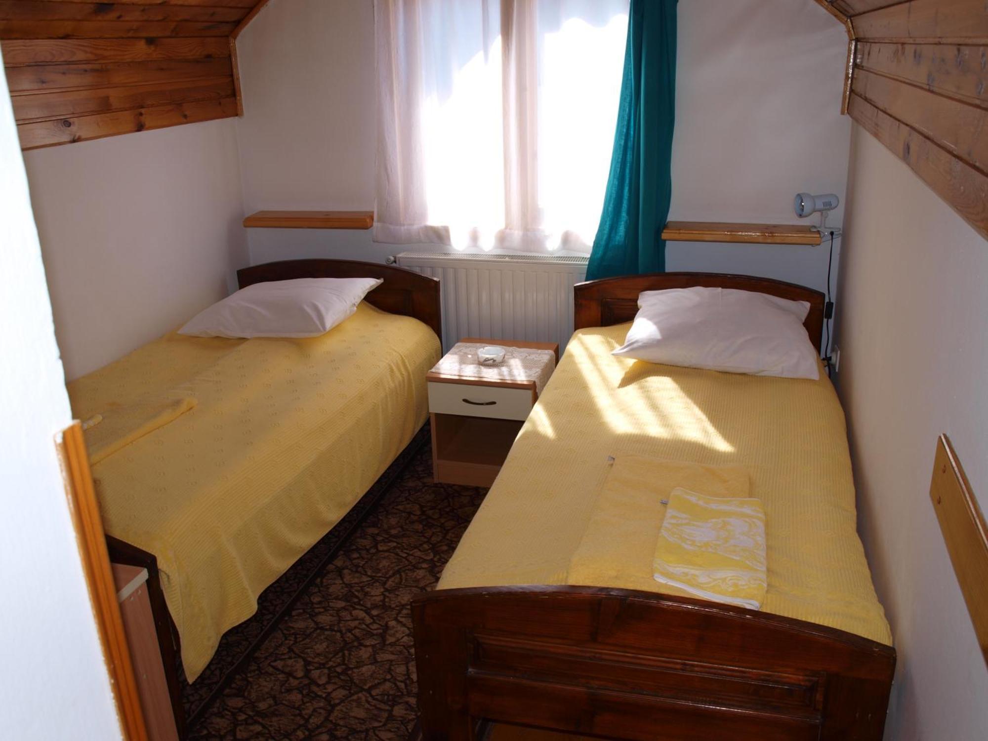 Guesthouse Ukus Durmitora Zabljak  Bagian luar foto