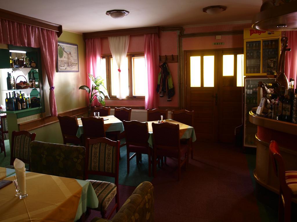 Guesthouse Ukus Durmitora Zabljak  Bagian luar foto